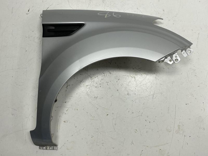 Right Passenger Side Fender Silver Fits 2010-2013 Kia Soul 81963 **NO SHIPPING**