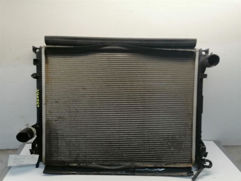 2015-2023 CHALLENGER 3.6L Radiator 1411156