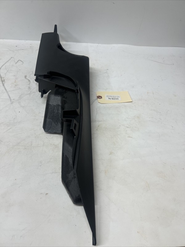 17-23 TESLA MODEL3 REAR LEFT C PILLAR UPPER TRIM COVER OEM 1086281-88 9233 U18