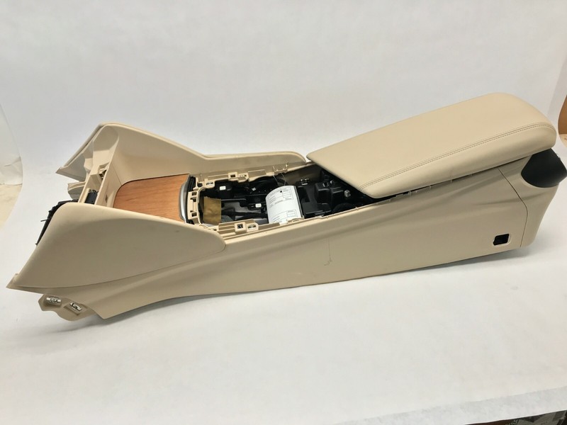 17 18 19 ALFA ROMEO GIULIA CENTER CONSOLE OEM BEIGE COMPLETE A/C VENT