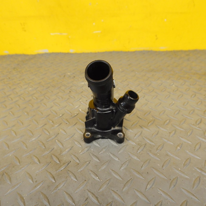 2019-2022 VOLVO XC40 COOLANT WATER THERMOSTAT HOUSING OEM 31686046