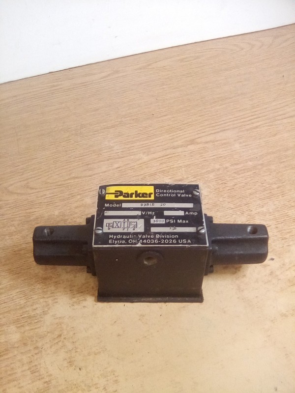 Parker D3A10-20 Directional Control Valve