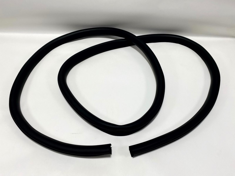 20-25 FORD ESCAPE REAR RIGHT PASS SIDE DOORWAY WEATHERSTRIP SEAL RUBBER OEM