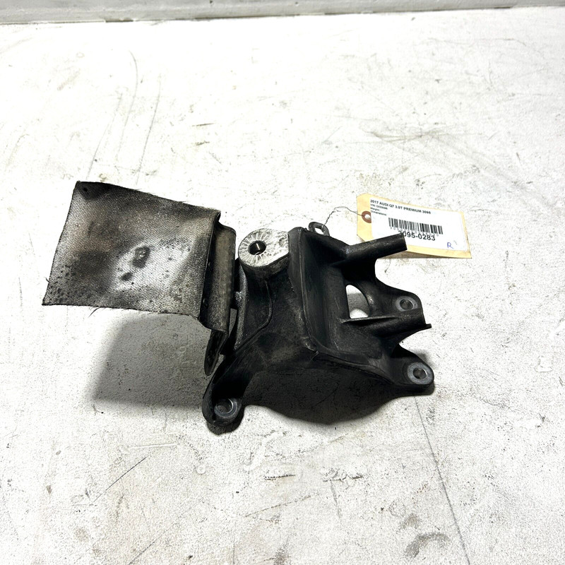 Engine Motor Right Side Mount Support Bracket AUDI Q7 3.0L 2017-2019 OEM