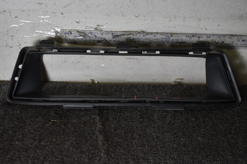 2017-2019 PORSCHE 991 CARRERA FRONT BUMPER BLACK RETAINING FRAME