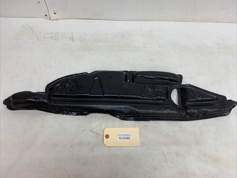 ⚡️16-24 Tesla Model X Front RH Passenger Insulation Fender 1037732-00-B 24082 M6