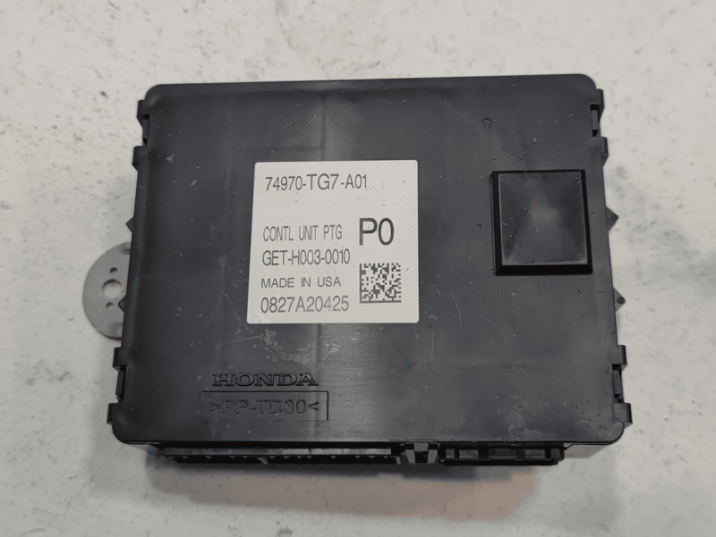 2016-2018 Honda Pilot EX-L Rear Power Liftgate Tailgate Control Module Unit OEM