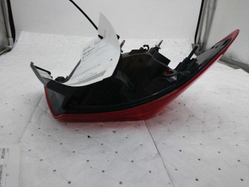 2020 Chevrolet Malibu Right Tail Light Assembly - Used, White, 105K Miles