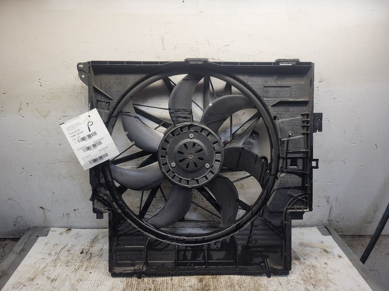 Radiator Fan Motor Fan Assembly Radiator 400 Watt Fits 13-17 BMW X3 1684888