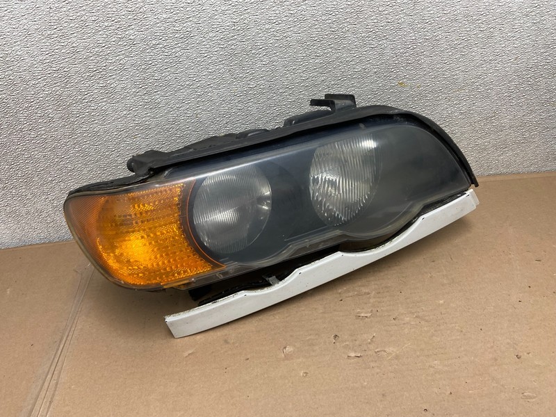 2000-2003 Bmw X5 E53 Headlight Right Passenger Rh Side Halogen OEM AA9892 DW