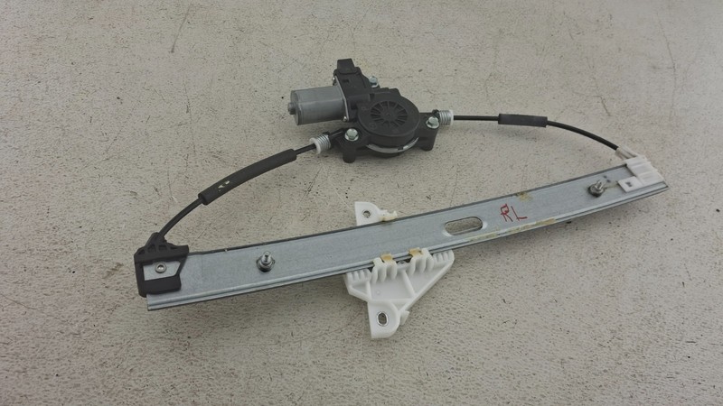 2017-2025 MAZDA CX-5 REAR LEFT POWER DOOR WINDOW GLASS REGULATOR W/ MOTOR OEM