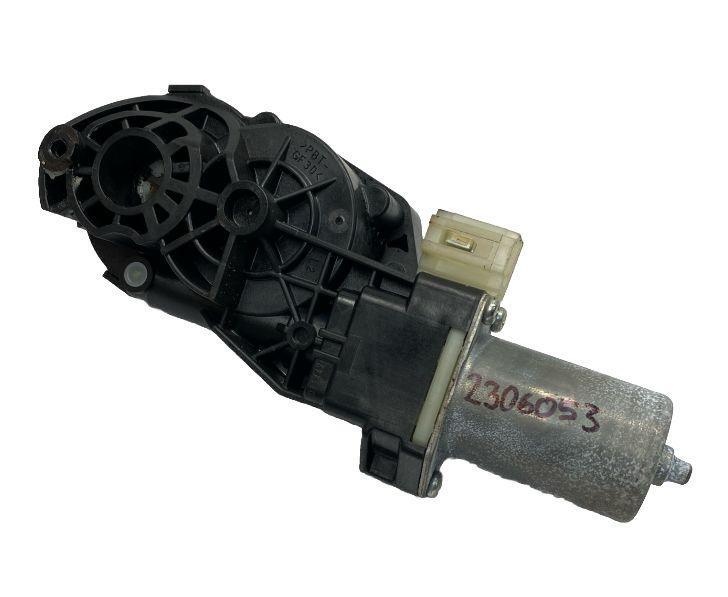Toyota Camry seat motor 2018 2024 front right passenger side assy OEM 8640002281