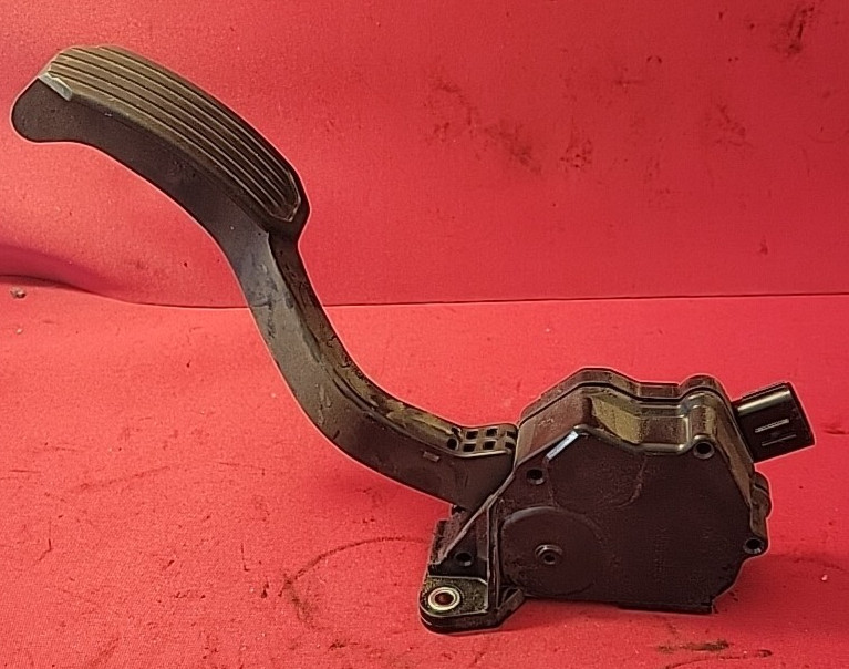 2005 - 2015 Toyota Multi Vehicle Accelerator Pedal Assembly 78110-08010