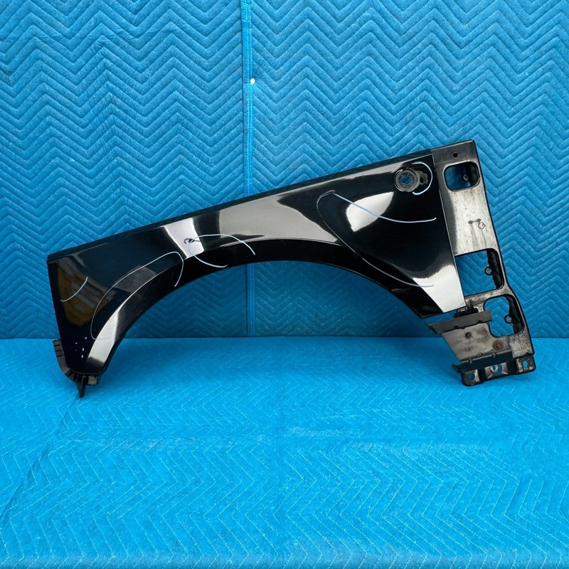 2010–2012 Range Rover L322 Front Left Fender OEM