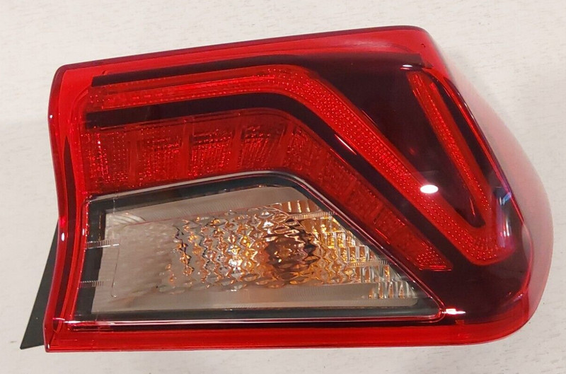 2021-2024 Kia K5 RH TAIL LAMP ASSY OEM PART#92402-L3100