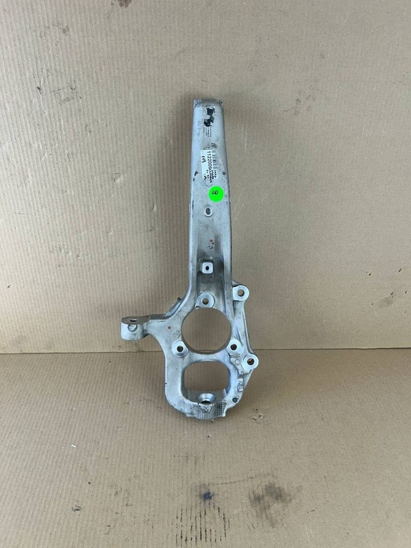 ✅ Jeep Grand Cherokee Right Front Knuckle P04877658AD