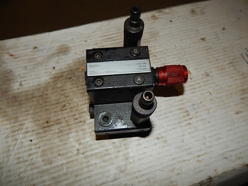 Festo 092985 Valve Size 6 2300 psi *FREE SHIPPING*