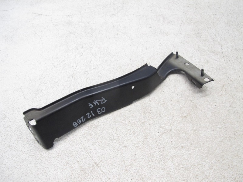 08-17 AUDI 8T A5 S5 COUPE CONVERTIBLE RIGHT FENDER VERTICAL BRACKET SUPPORT 0312