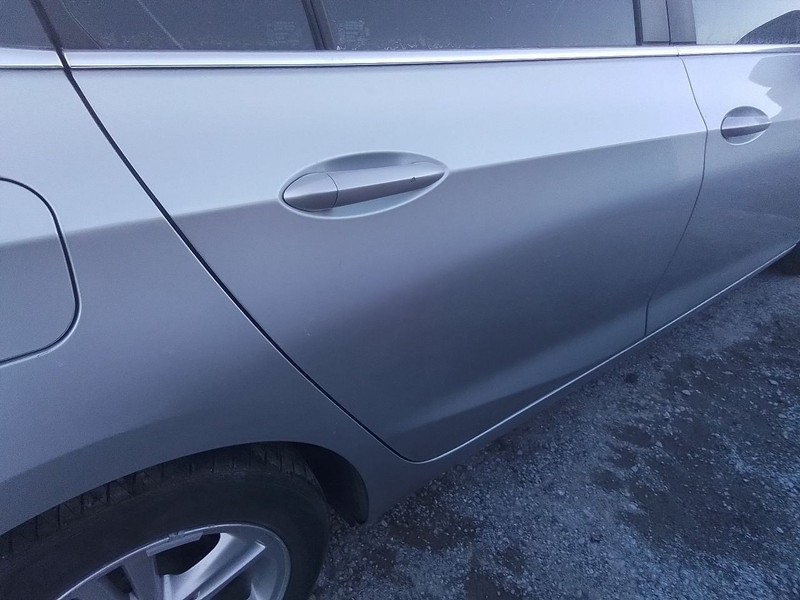 Passenger Right Rear Side Door Fits 16-19 CRUZE 3409809