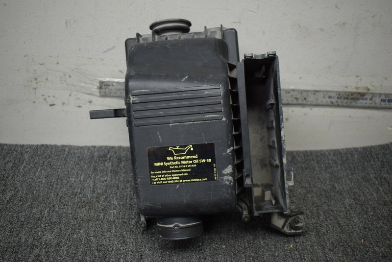02-08 MINI COOPER 1.6L AIR CLEANER BOX ASSEMBLY 13721491740 OEM