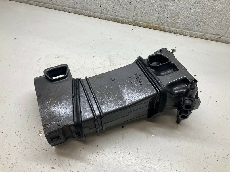 J6 436133 Exhaust Housing Evinrude Johnson 35 hp 339564