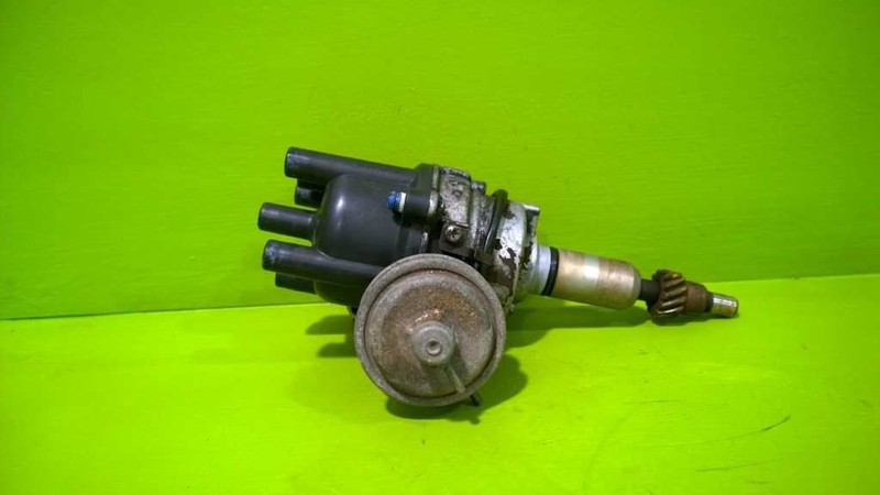 82 83 TOYOTA HALFTON PICKUP DISTRIBUTOR OEM 3068-22