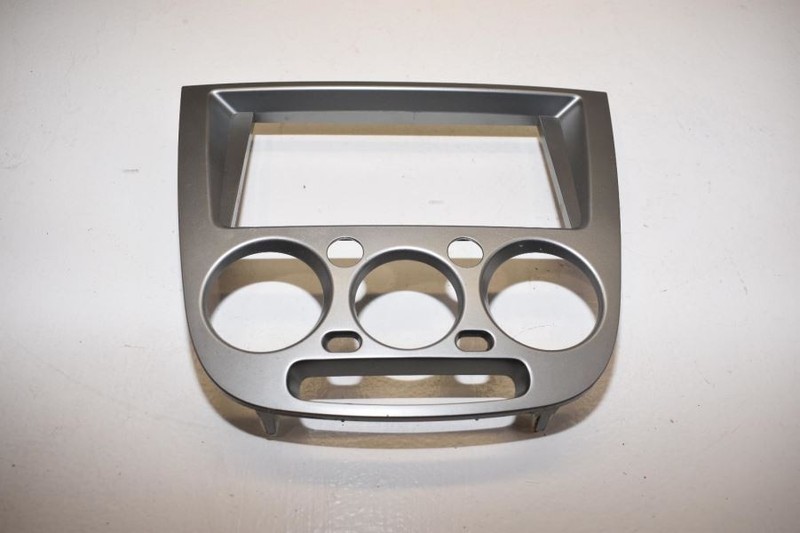 IMPREZA 2002 Dash Bezel 215879