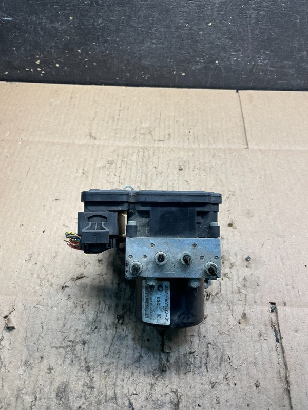 2006 to 2011 BMW 328i 330i ABS Anti-Lock Brake Pump 6771824 W1166 DG