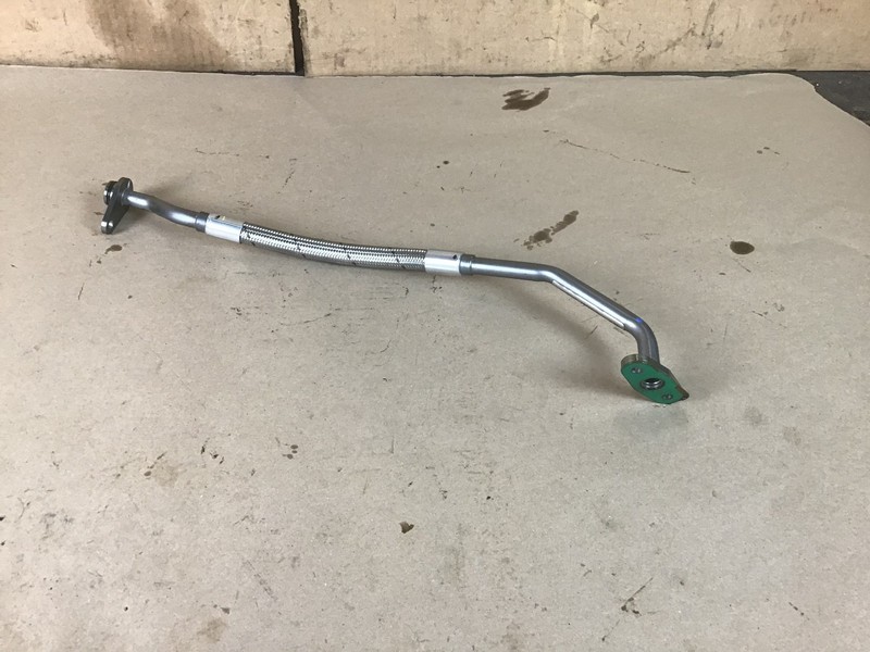 McLaren 650S 2015 Right Turbo Oil Hose Line Pipe 15-17 :Y