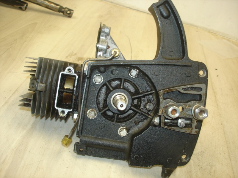 Dynamark 19-w1g powerhead chainsaw part only