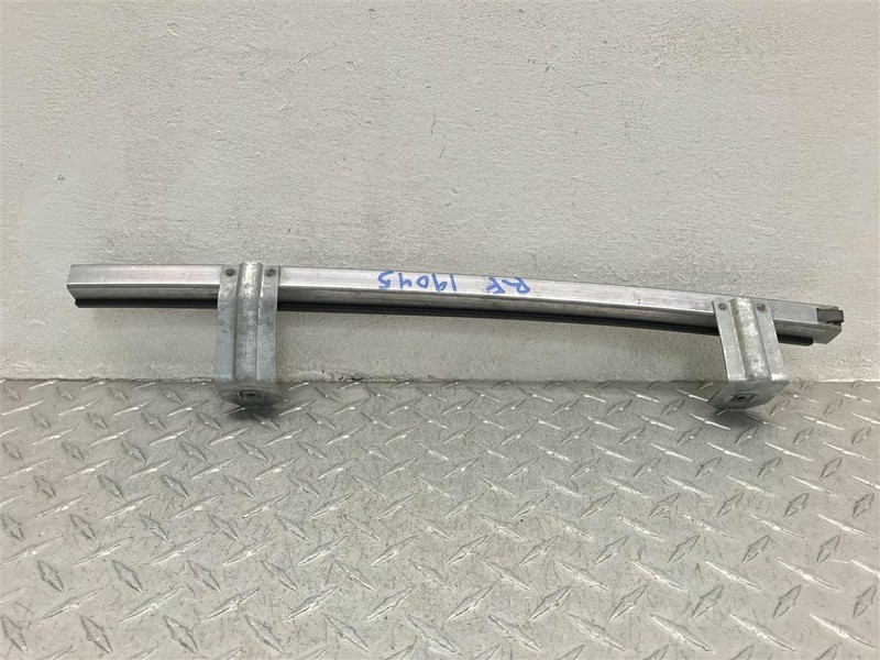 03-09 HUMMER H2 PASSENGERF GUIDE CHANNEL OEM 15068266
