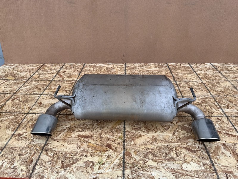 NISSAN 370Z 2009-2021 OEM REAR MUFFLER EXHAUST WITH TIPS ASSEMBLY 3.7L V6