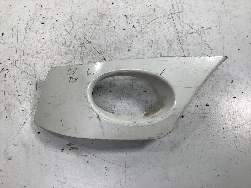 06-07 Acura TSX Right FOG Light Cover White OEM