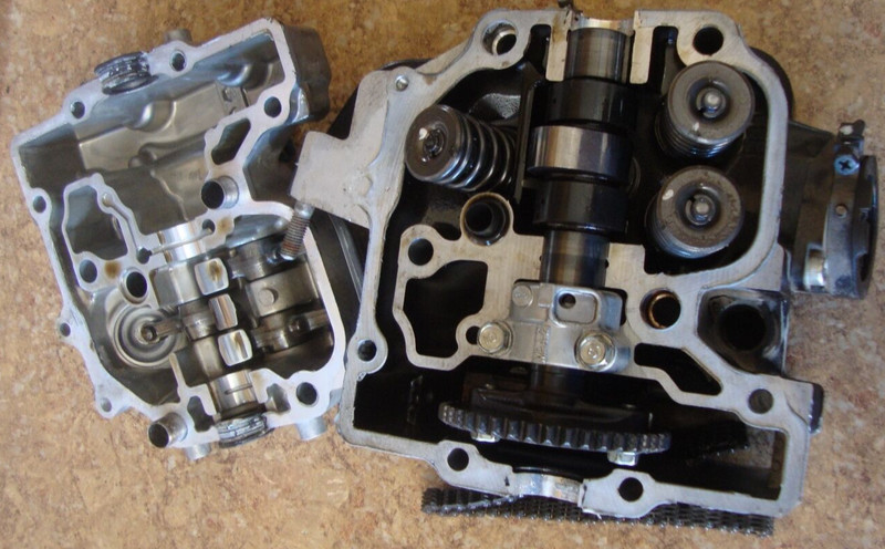 2010 Honda Stateline VT1300CRVT1300 Engine Cylinder Head Cam Shaft Rear F3