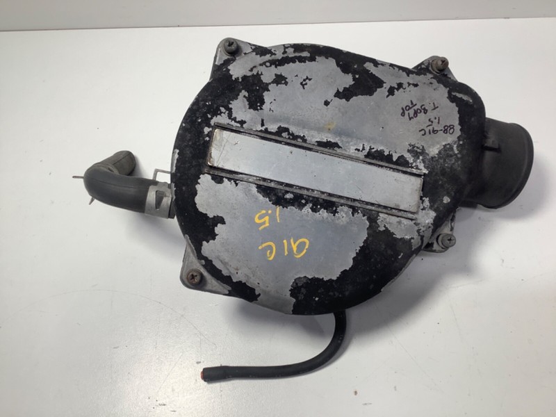 88-91 HONDA CIVIC, CRX 1.5L Throttle Body Cover, Top Assy. OEM