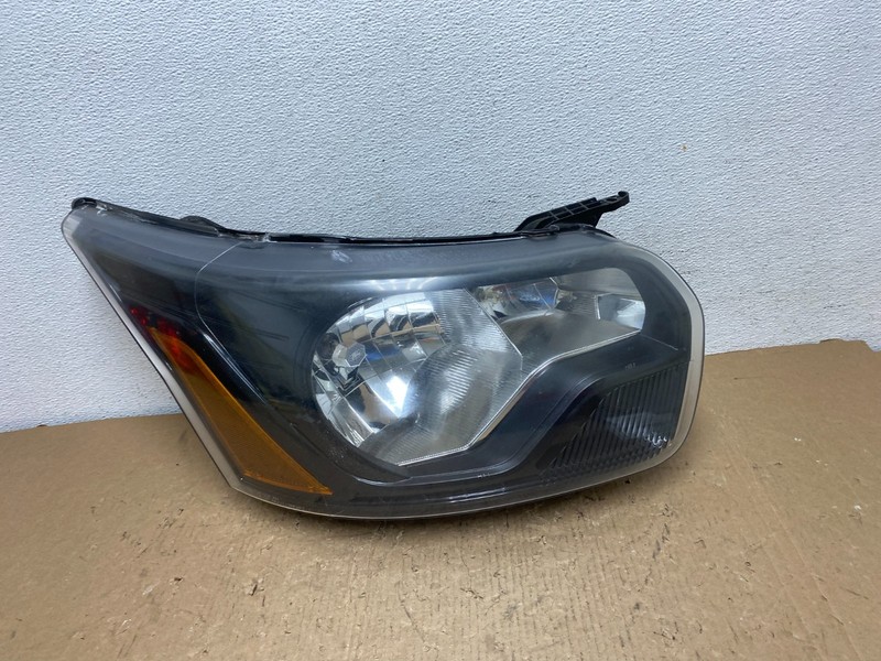 2015-2019 Ford Transit VAN Right Passenger Halogen Black Headlight Oem AD8822 DW