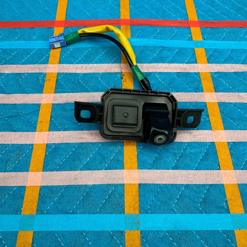 2015–2019 Lexus RC200t RC300 RC350 Rear View Backup Camera OEM 867B024010