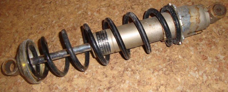 Snowmobile Skidoo Bombardier 670 Snow Mobile Sled Shock Suspension Spring F12