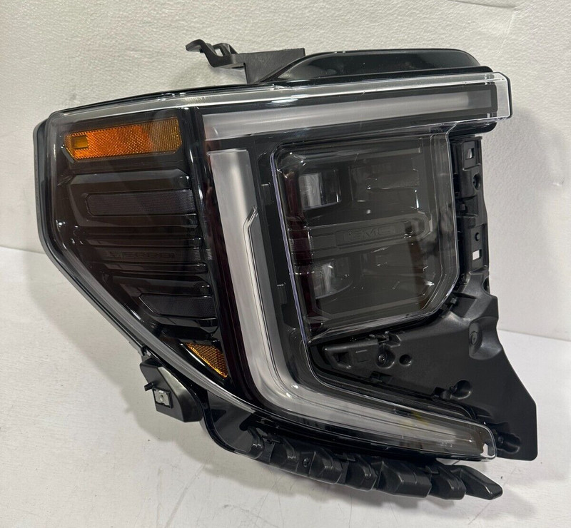 2022-2023 GMC SIERRA 1500 DENALI HEADLIGHT LED PASSENGER SIDE RH OEM 85604122