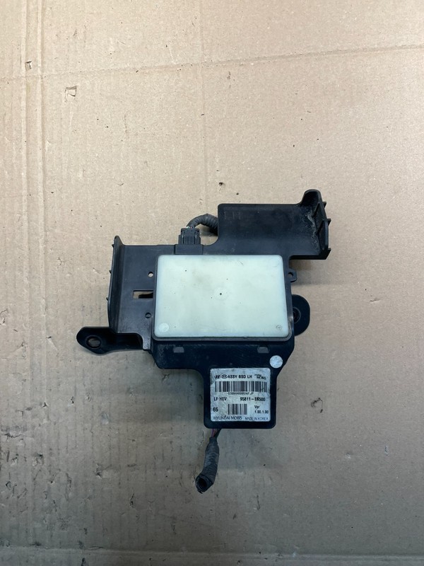 2016 - 2018 Kia Optima Rear Blind Spot Radar Module v1811 DG
