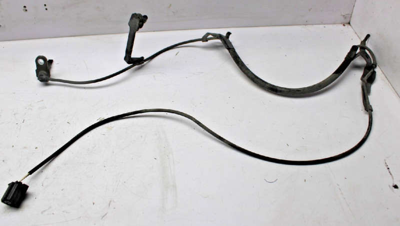TOYOTA CAMRY 18-22 WHEEL SPEED ABS SENSOR FRONT RIGHT PASSENGER 89542-06081 OEM
