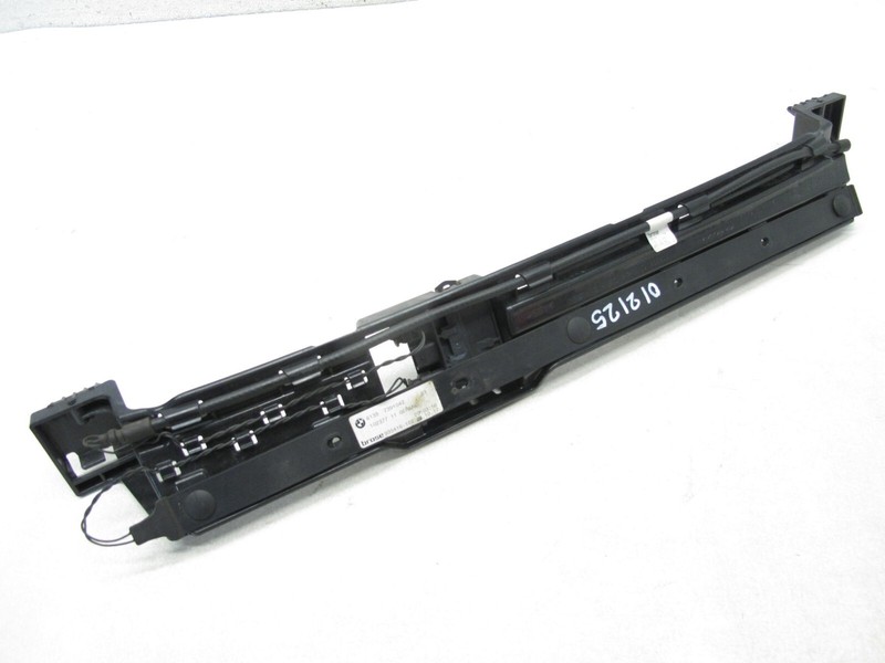 16-22 BMW F48 X1 BUMPER MOUNT TRUNK SMART OPENER SENSOR REAR OEM 012125