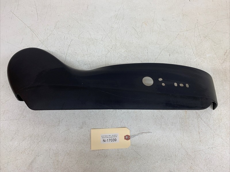 ⚡️17-21 TESLA MODEL 3/Y FRONT RIGHT SEAT RAIL TRIM COVER 1098348-00-F 17039 B56
