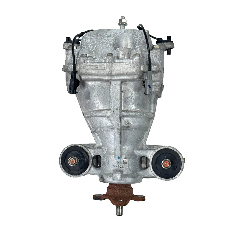 2016-2020 INFINITI Q50 Q60 REAR DIFFERENTIAL CARRIER 38301-4GD3A OEM