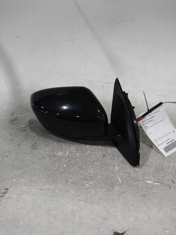 2018 Nissan Rogue Sport Right Door Mirror Black OEM 635096 108K Miles