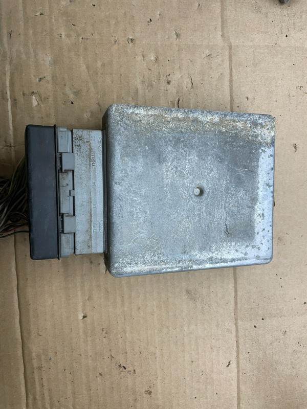 2000 Ford Van E-Series 6.8L Engine Control Module Unit ECU O8407 DG