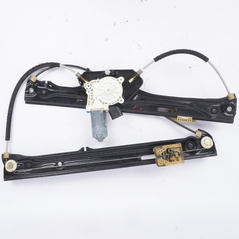 2011 - 2017 BMW F25 X3 FRONT RIGHT DOOR WINDOW REGULATOR W MOTOR 7355636
