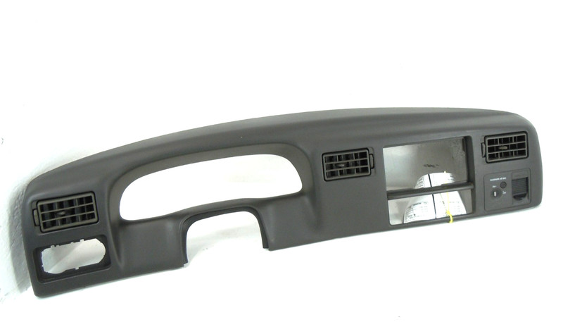 2003 Ford F-250 Super Duty Dash Speedometer Radio Trim Surround W/ Air Vents OEM