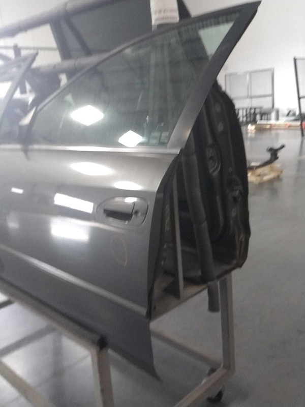 2005-2006 Nissan Altima Left Front Door Grey OEM - 182k Miles - 399174