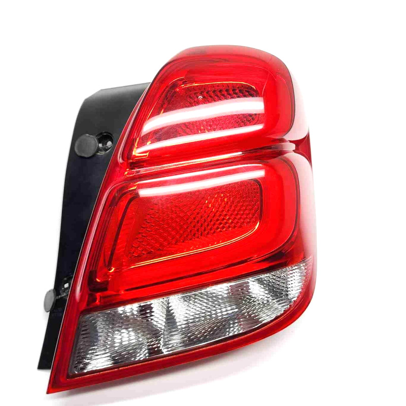 2020 Chevy Trax RH Passenger Side Tail Light Assembly Brake LED Lamp 42525180